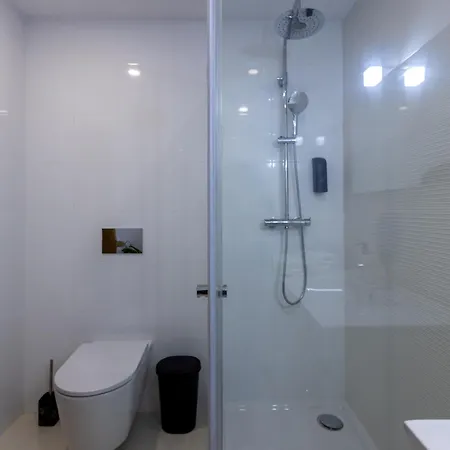 Live In شقة أفيرو